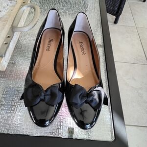 J.Renee Black Flats with Elegant Bow Detail 10M